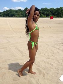 Hot pics of arab women